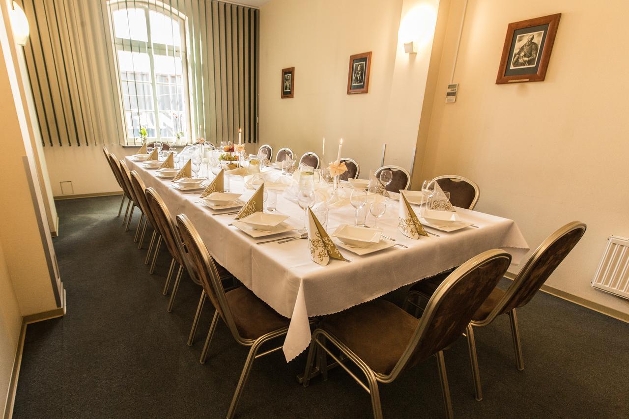 Hotel Rycerski Шчечин Екстериор снимка