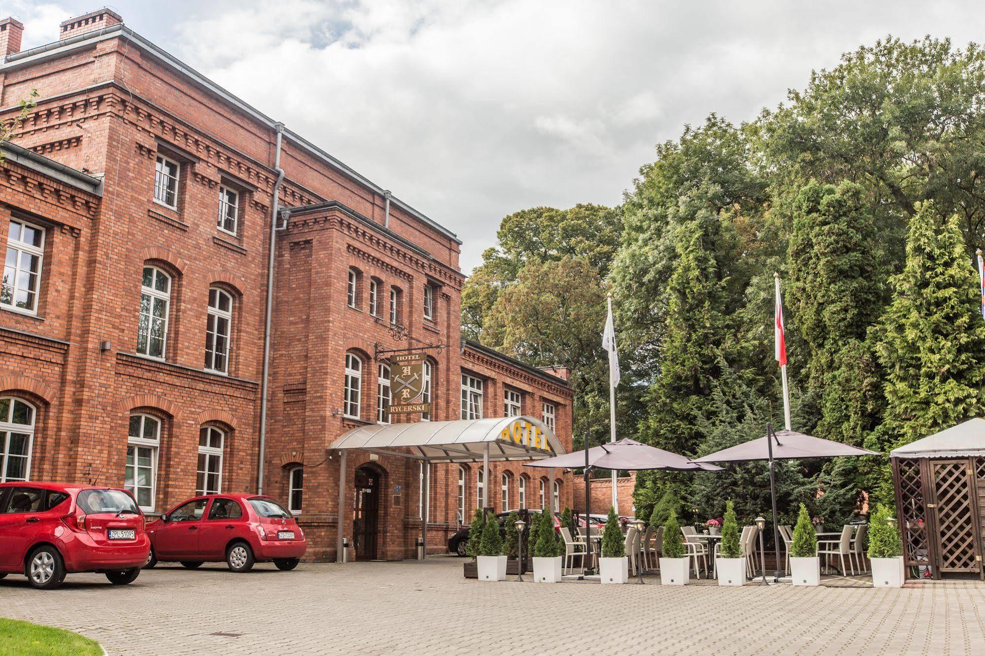 Hotel Rycerski Шчечин Екстериор снимка