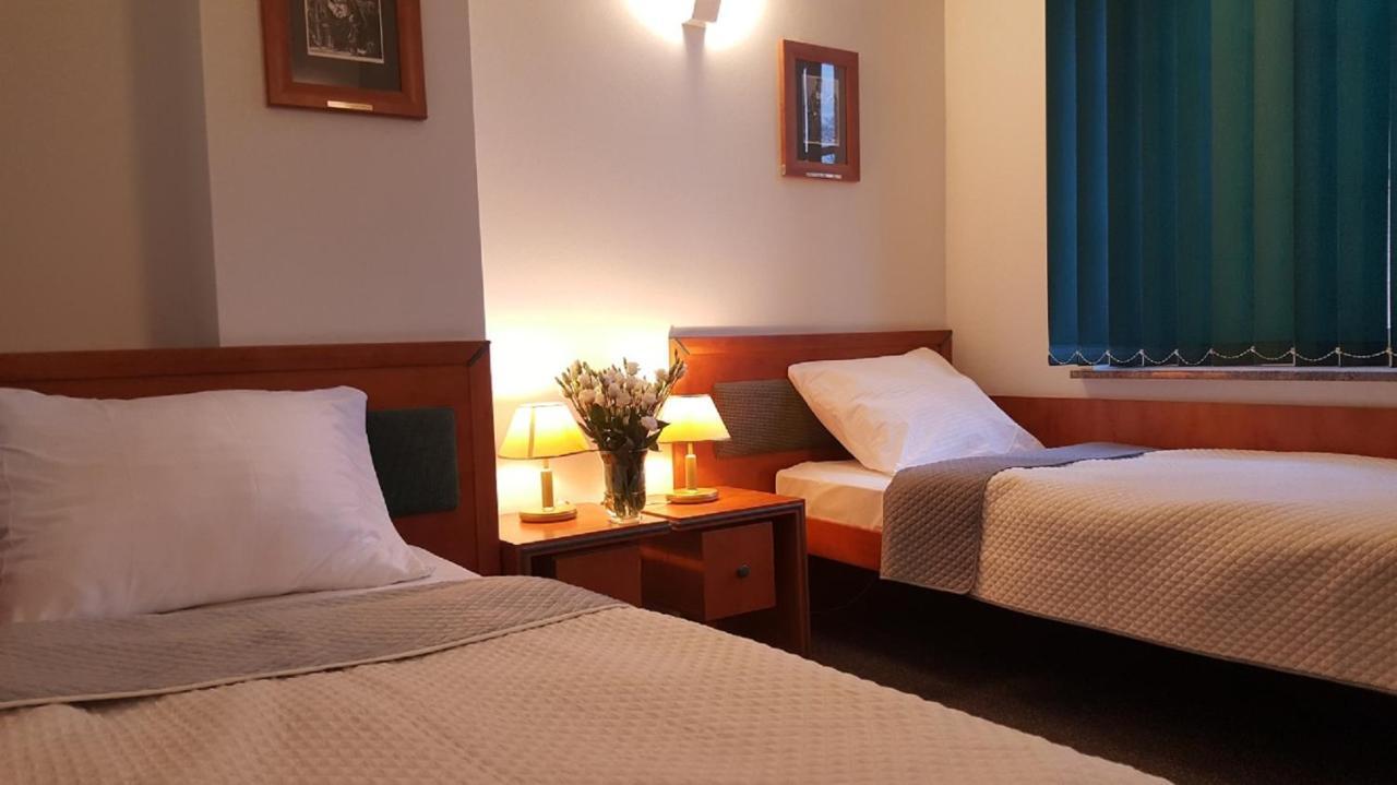 Hotel Rycerski Шчечин Екстериор снимка